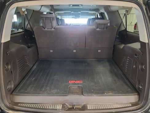 Used 2018 GMC Yukon XL Denali w/ Open Road Package image 26