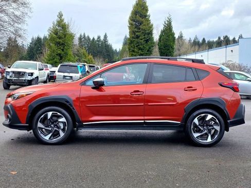 Used 2025 Subaru Crosstrek 2.5i Limited w/ Crosstrek Mirror Package image 4