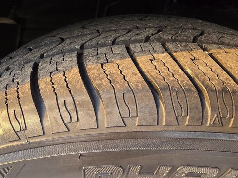 Used 2012 Toyota Venza LE image 50