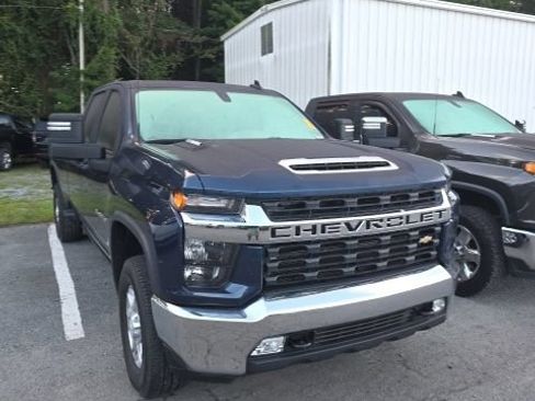 Used 2023 Chevrolet Silverado 3500 LT w/ Convenience Package AWD/4WD image 3