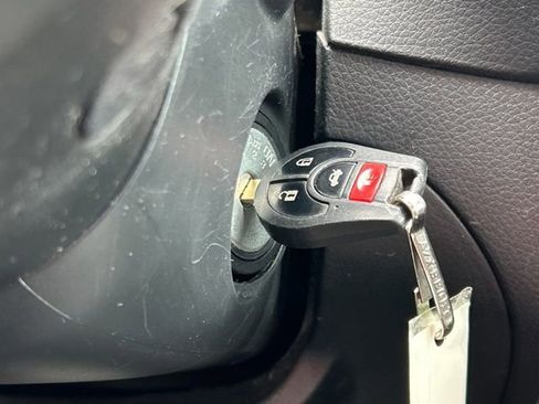 Used 2019 Nissan Sentra S FWD image 40