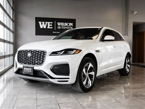 Used 2023 Jaguar F-PACE R-Dynamic S image 2
