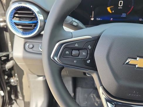 New 2026 Chevrolet Trax LT w/ Driver Confidence Package FWD image 11