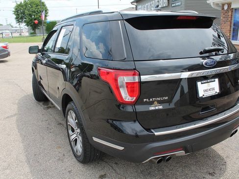 Used 2018 Ford Explorer Platinum AWD/4WD image 3