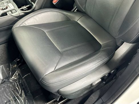 Certified 2024 Subaru Forester Limited AWD/4WD image 17