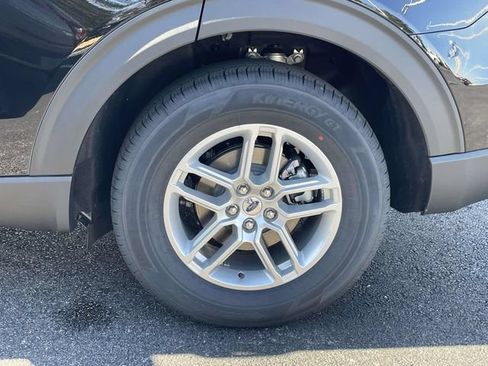 New 2026 Ford Explorer Active w/ Active Comfort Package RWD image 14