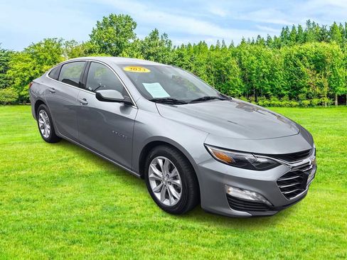 Used 2023 Chevrolet Malibu LT FWD image 2