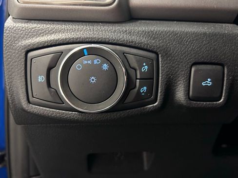 Used 2019 Ford Ranger XLT w/ Equipment Group 302A Luxury AWD/4WD image 7
