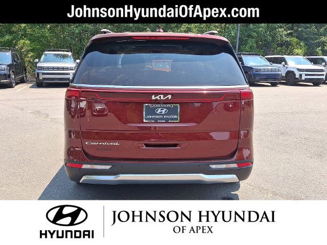 Used 2022 Kia Carnival SX Prestige FWD image 27