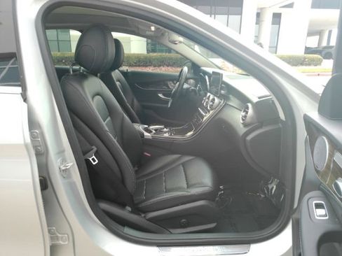 Used 2016 Mercedes-Benz C 300 4MATIC Sedan image 17