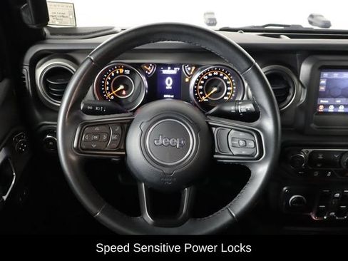 Used 2022 Jeep Wrangler Unlimited Sport AWD/4WD image 7