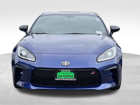 Certified 2025 Toyota GR86 Premium w/ ALL Weather Mat Package (TMS) RWD image 8