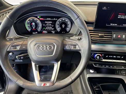 Used 2022 Audi Q5 e Prestige w/ Prestige Package image 11