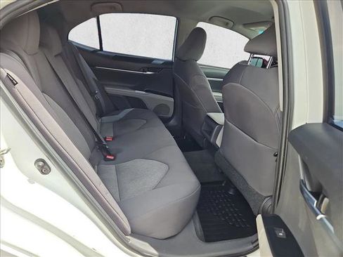 Used 2020 Toyota Camry LE AWD/4WD image 20