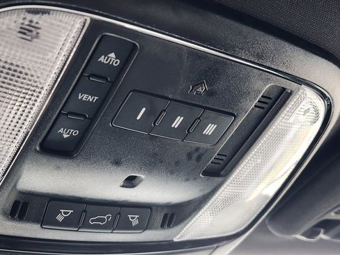 Used 2024 Dodge Durango GT image 30