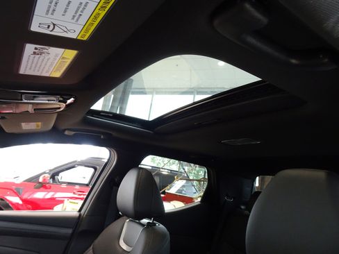 New 2025 Hyundai Santa Cruz Limited image 9