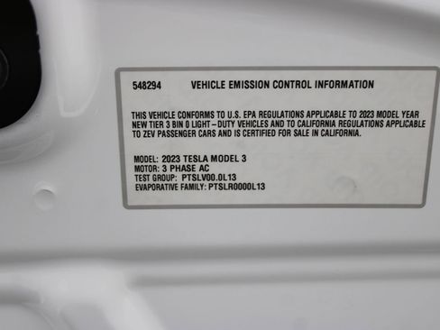 Used 2023 Tesla Model 3 Standard Range image 33