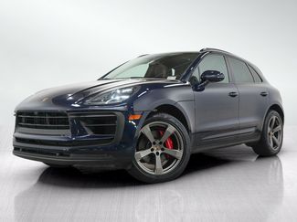 Used 2023 Porsche Macan S AWD/4WD video 1