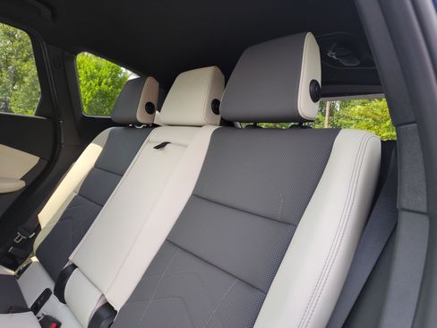 Used 2027 BMW X1 xDrive28i AWD/4WD image 31