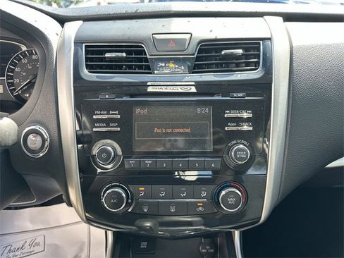 Used 2015 Nissan Altima 2.5 S w/ Power Driver Seat Package image 16