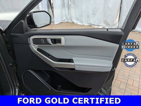 Certified 2022 Ford Explorer XLT w/ Equipment Group 202A image 25