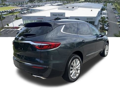 Used 2020 Buick Enclave Essence FWD image 5