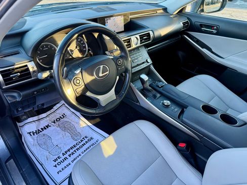 Used 2016 Lexus IS 300 AWD image 2