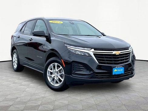 Used 2024 Chevrolet Equinox LS AWD/4WD image 1