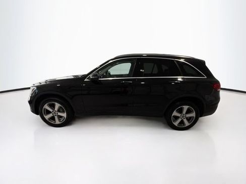 Used 2022 Mercedes-Benz GLC 300 4MATIC image 4