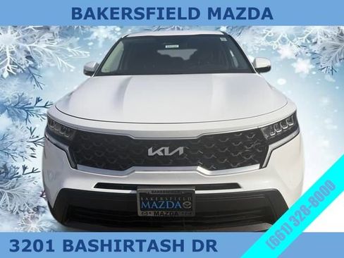 Used 2023 Kia Sorento LX image 8