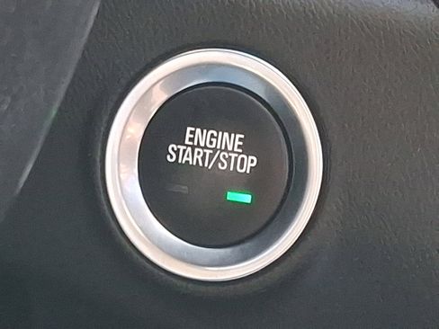 Used 2019 GMC Terrain Denali w/ Comfort Package image 23