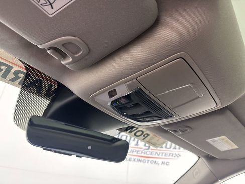 Used 2022 Acura MDX SH-AWD w/ Technology Package image 20