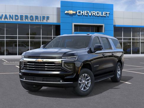 New 2026 Chevrolet Suburban LT image 28