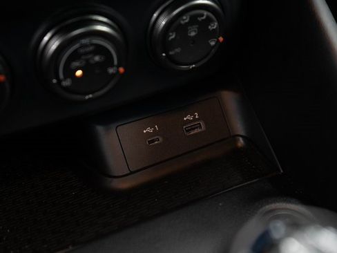 Used 2024 Nissan Z Performance w/ Floor Mat Package image 32