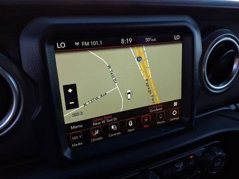 Used 2022 Jeep Gladiator Rubicon w/ LED Lighting Group image 18