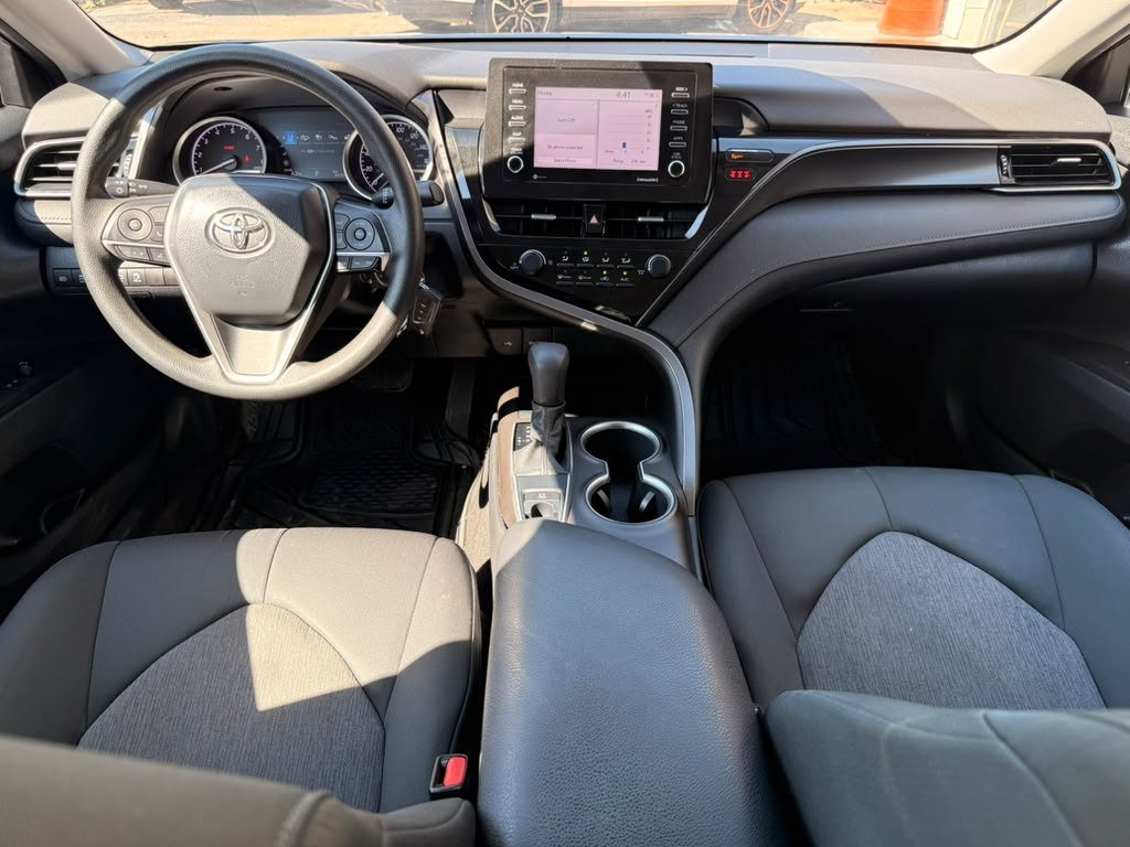 Used 2021 Toyota Camry LE AWD/4WD image 21