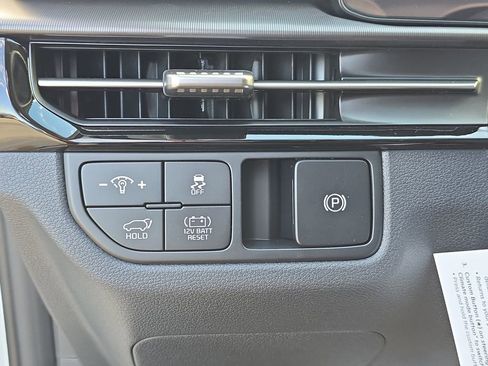 New 2026 Kia Sportage EX image 28