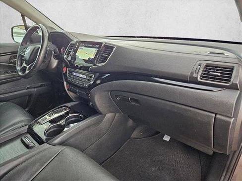 Used 2021 Honda Pilot Touring image 23