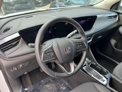 Used 2025 Buick Encore GX Preferred image 29