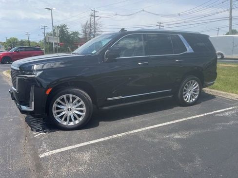 Used 2023 Cadillac Escalade Premium Luxury AWD/4WD image 1