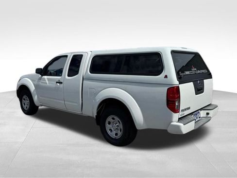 Used 2019 Nissan Frontier S RWD image 4
