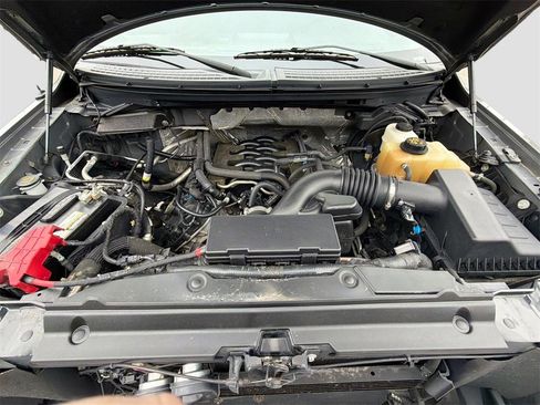 Used 2011 Ford F150 XLT w/ XLT Chrome Pkg image 25