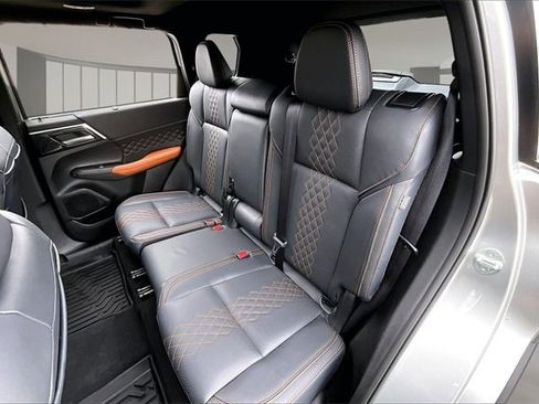 Used 2024 Mitsubishi Outlander SEL image 21