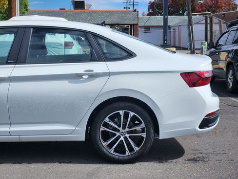 New 2025 Volkswagen Jetta Sport image 3