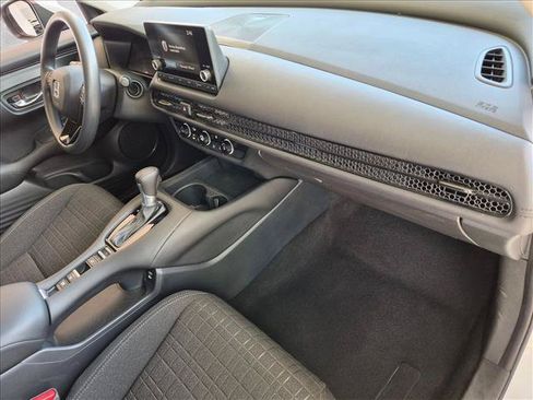 Certified 2024 Honda HR-V LX image 20