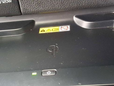 Certified 2022 Toyota Camry SE image 29