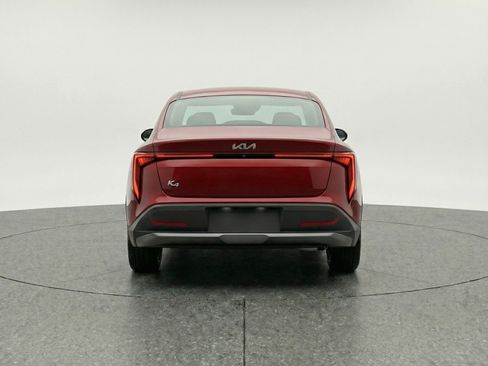 Used 2025 Kia K4 LXS image 7