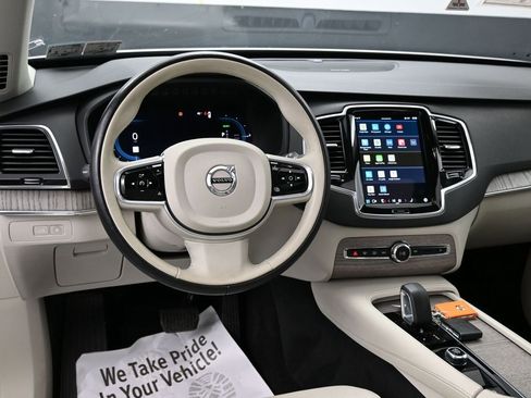 Used 2023 Volvo XC90 T8 Plus w/ Protection Package Premier image 31