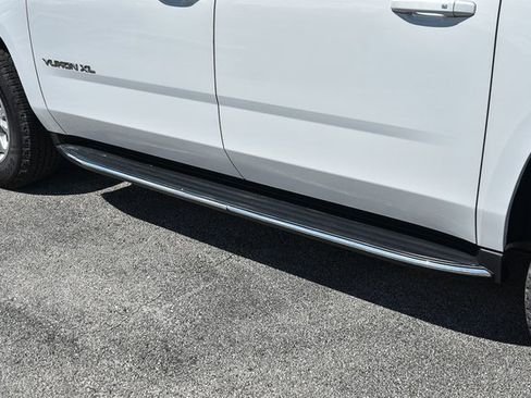 Used 2019 GMC Yukon XL SLT w/ Open Road Package image 8