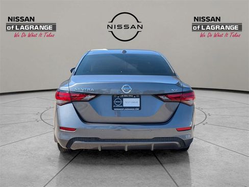 Certified 2022 Nissan Sentra SV image 6